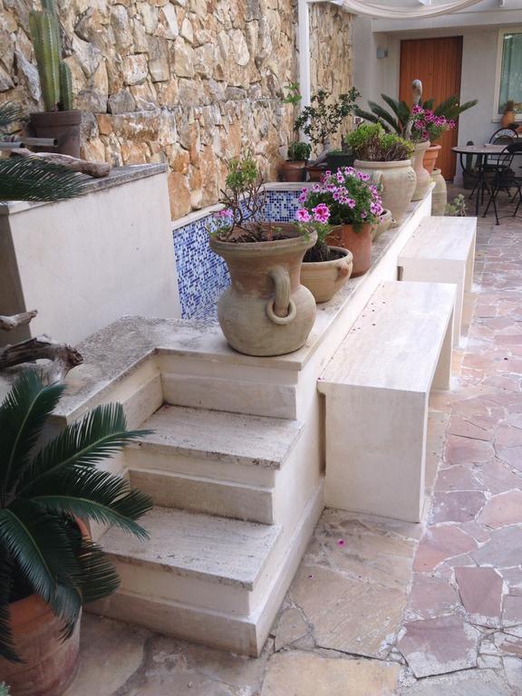 Il Giardino Dei Limoni Bed & Breakfast Aci Castello Exterior photo