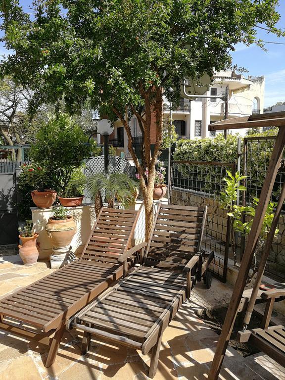 Il Giardino Dei Limoni Bed & Breakfast Aci Castello Exterior photo