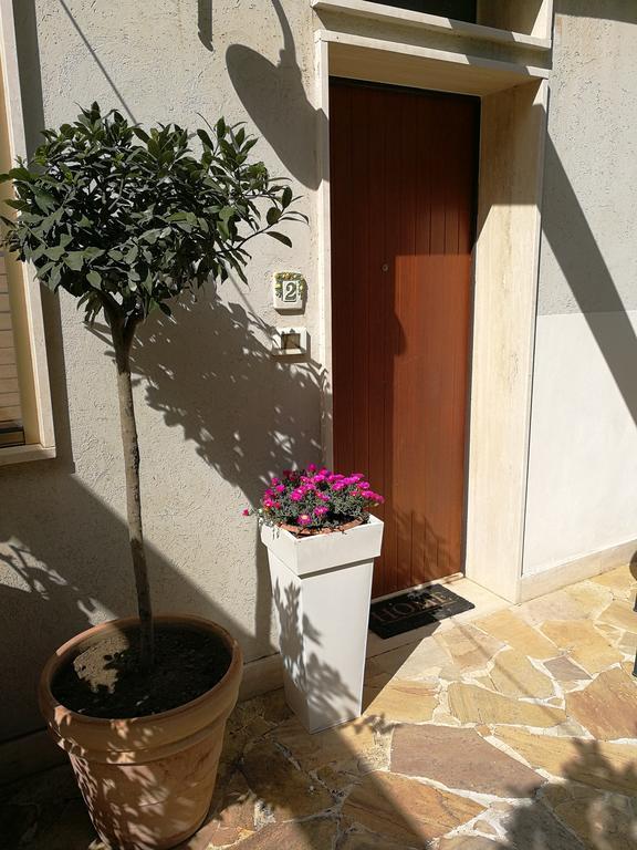 Il Giardino Dei Limoni Bed & Breakfast Aci Castello Exterior photo